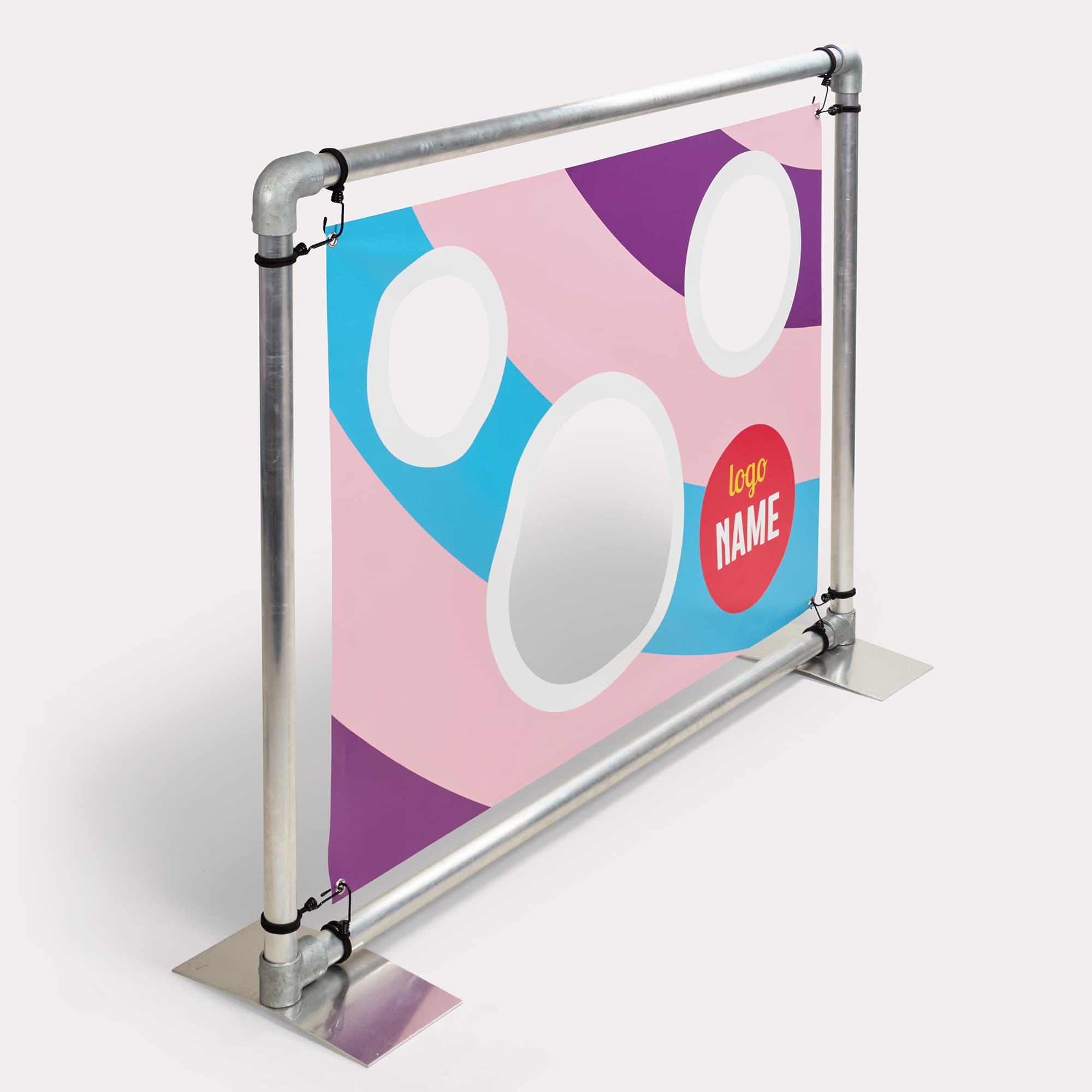 Bâches / Banners avec découpe personnalisée